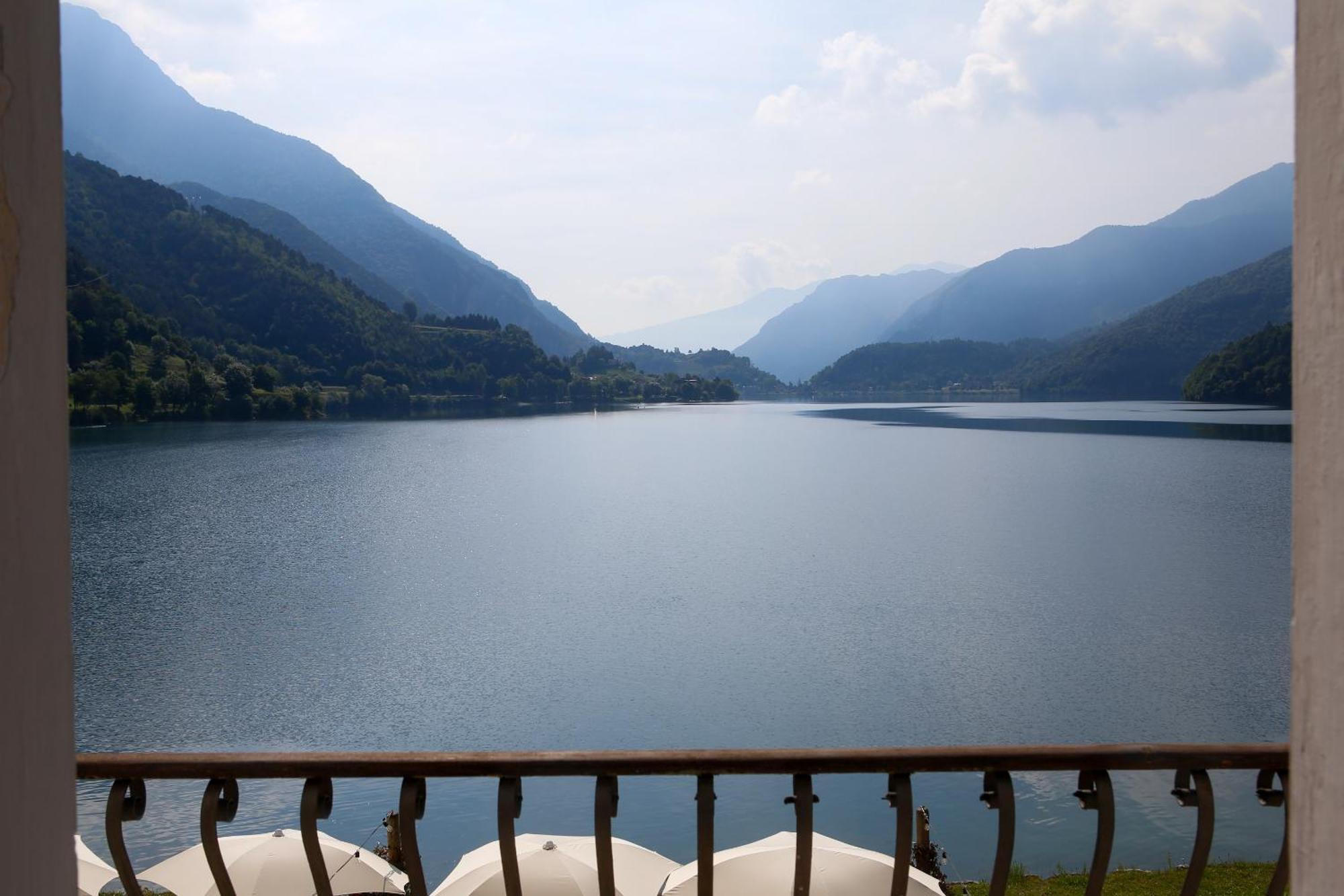 Hotel Lido Pieve Di Ledro Exterior photo